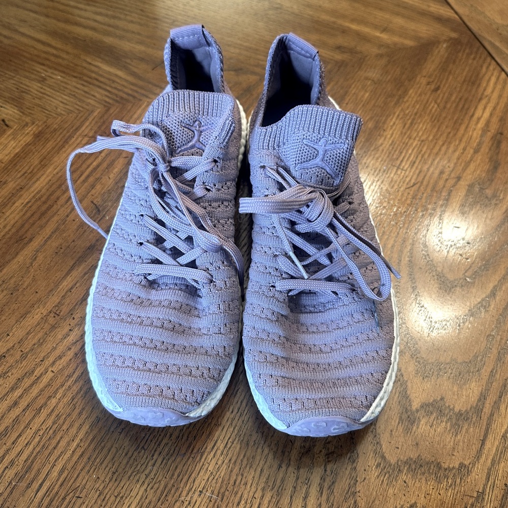Danskin Women’s knit sneakers size 7 mauve